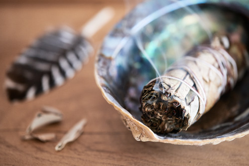 Schutz vor Schwarzmagie: Foto: © efoArt / AdobeStock / #453585580